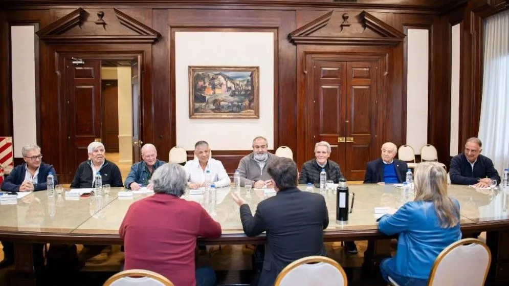 Sintonía entre Kicillof y la CGT: el sindicalismo quiere entrar en las listas