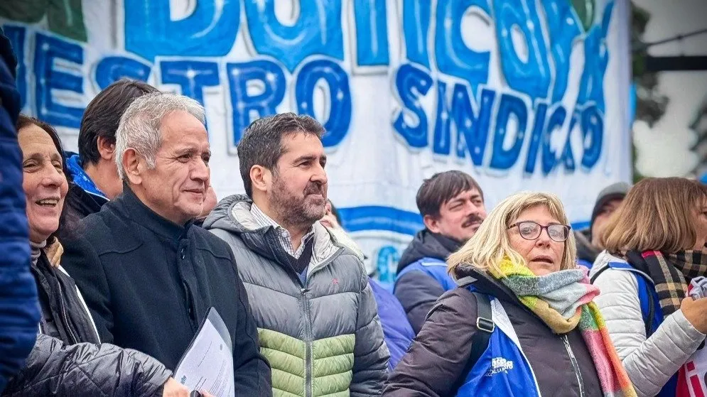 Preocupación en la Embajada de España por los despidos en el Santander