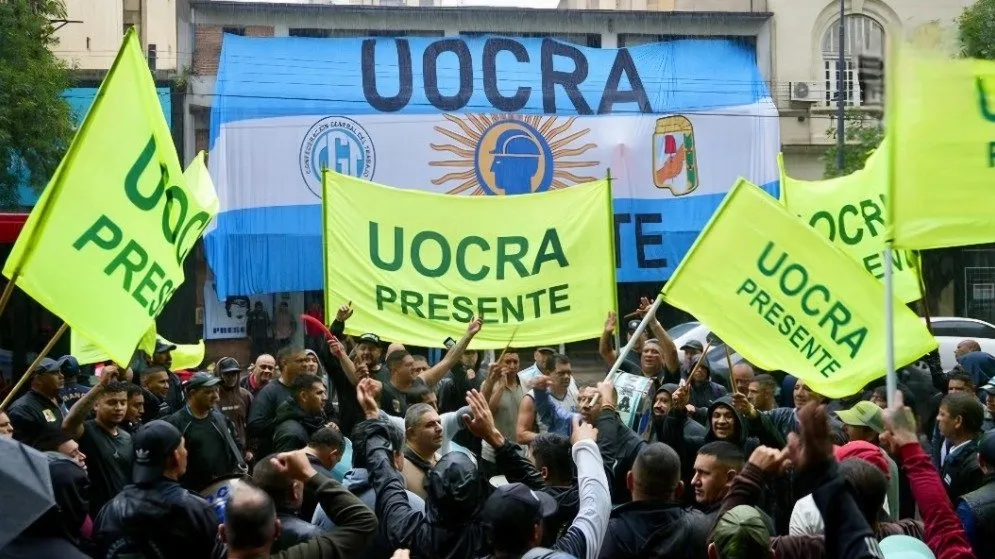 Martínez y la UOCRA plantaron bandera: "Nos oponemos a quienes pretenden romper el modelo sindical"