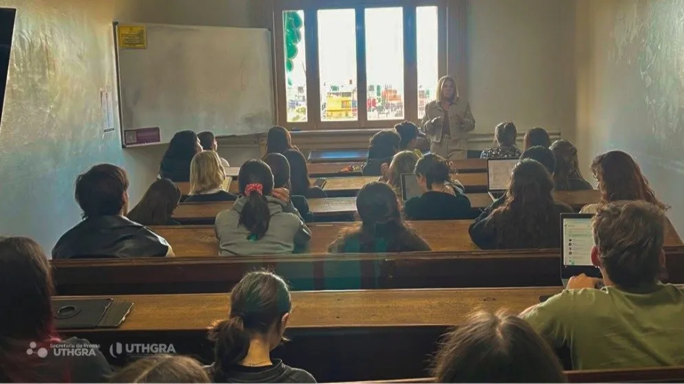 Sasprizza llevó el debate por la reforma laboral a la UBA y puso el foco en el rol del sindicalismo