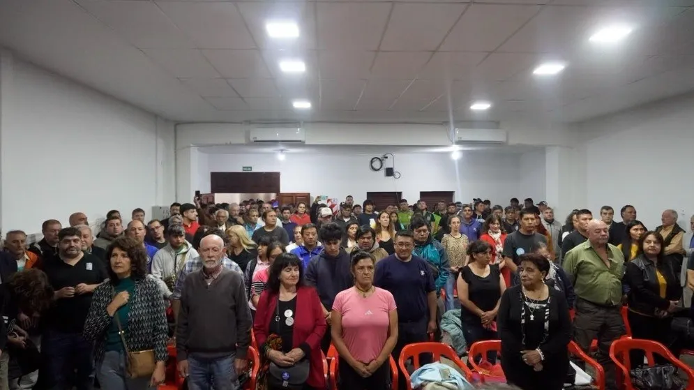 Las 62 Organizaciones de Salta reunieron a gremios y sectores políticos con Walter Correa