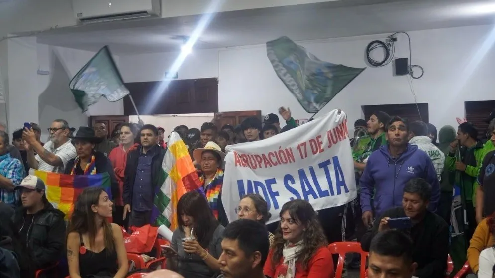 Las 62 Organizaciones de Salta reunieron a gremios y sectores políticos con Walter Correa