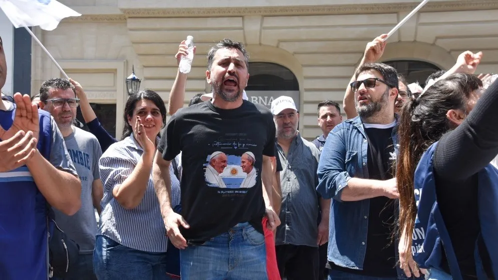 UPCN se movilizó contra el ajuste en Niñez y Familia: rechazó recortes salariales y exigió respuestas al Gobierno