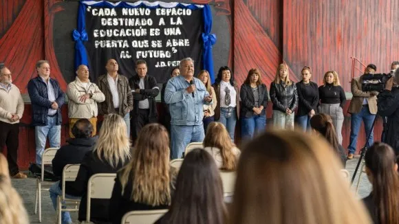 "No vamos a bajar los brazos": el SEOCA inauguró un nuevo espacio educativo en Pontevedra